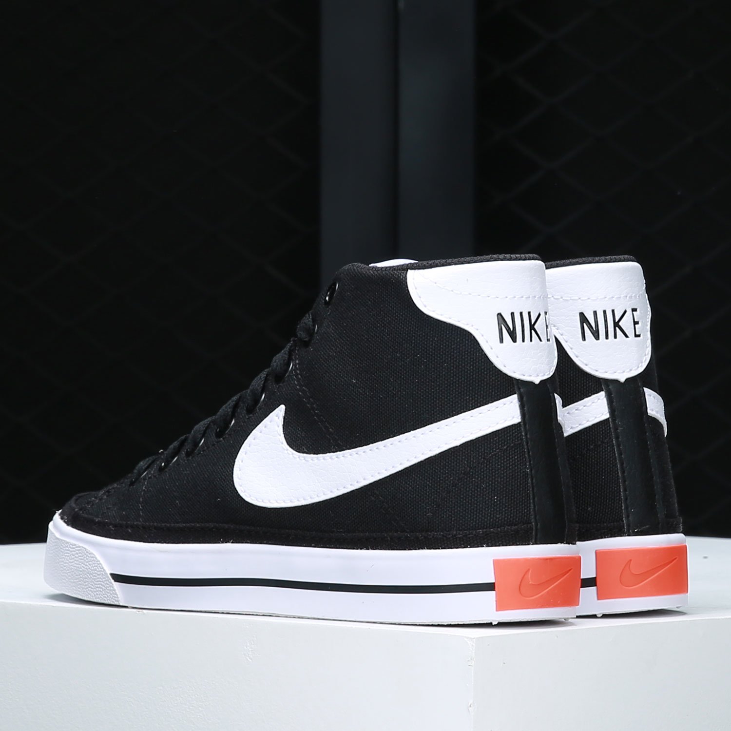 Nike Authentic COURT LEGACY CN - огляд і ціна Vans Shoes Authentic